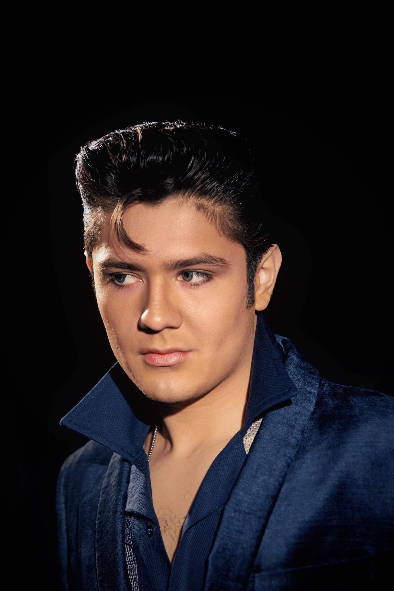 Shake Rattle & Roll: Moses Snow's tribute to Elvis